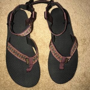Teva sandals - new